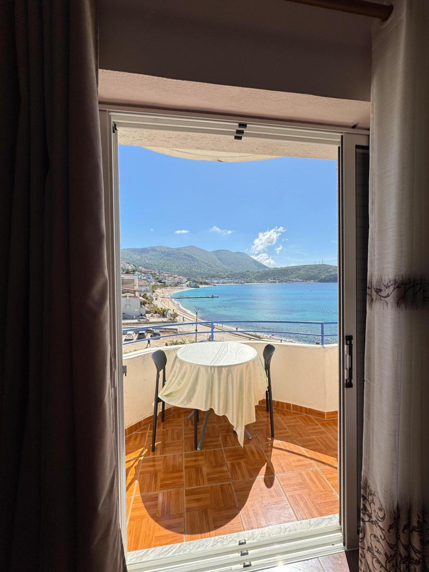Beachfront Apartment Himare Exterior photo