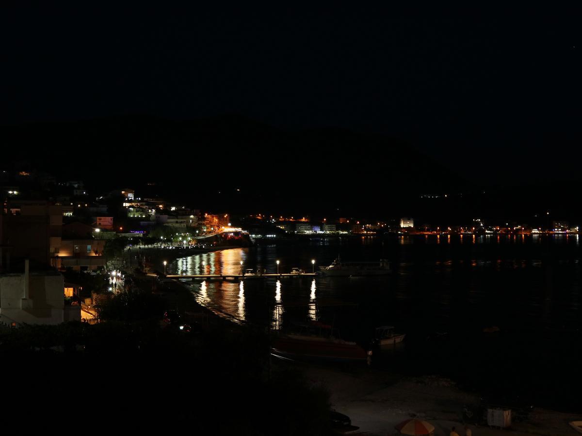 Beachfront Apartment Himare Exterior photo